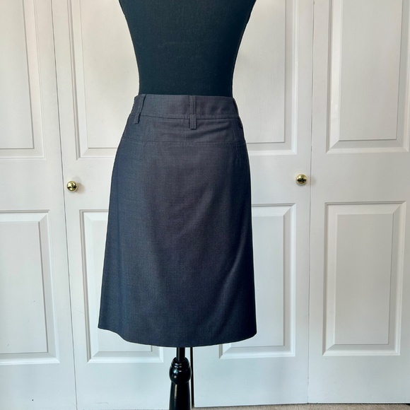 Esprit Dark Grey Skirt in Size 6 - Picture 2 of 4